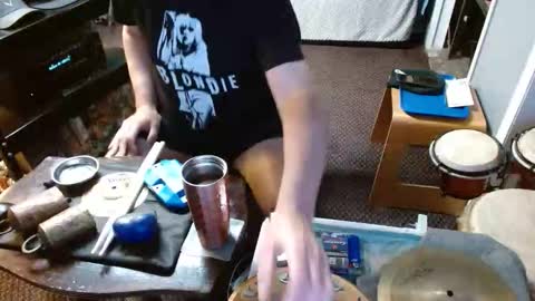 Snapshot of punkypapi chatting on 04/23/26, 06:03 Jojo online show from 04/23/26, 06:03