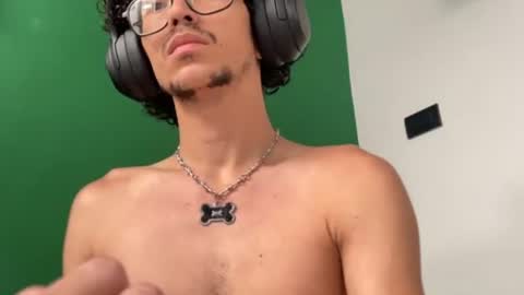 Snapshot of pup_edan chatting on 07/31/26, 09:03 pup_edan online show from 07/31/26, 09:03