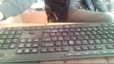 pup_y online show from 11/04/25, 09:52