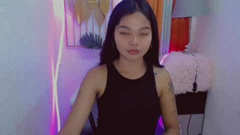 Snapshot of pure_asian_beauty chatting on 08/03/26, 07:07 zarah online show from 08/03/26, 07:07