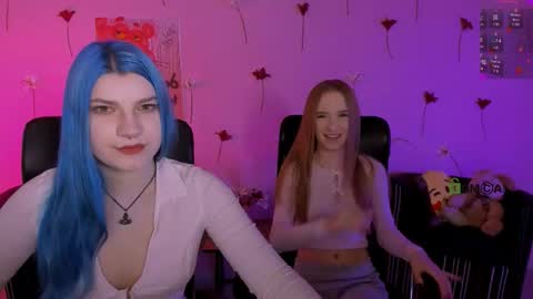 Snapshot of pure_radiance chatting on 03/22/26, 09:56 Ask me3 online show from 03/22/26, 09:56