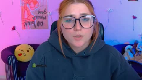 Snapshot of pure_radiance chatting on 04/20/26, 08:50 Ask me3 online show from 04/20/26, 08:50