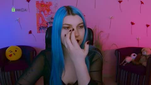 Snapshot of pure_radiance chatting on 04/23/26, 01:35 Ask me3 online show from 04/23/26, 01:35