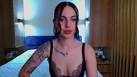 Snapshot of pure_temptation_j chatting on 07/16/26, 04:57 Julia online show from 07/16/26, 04:57