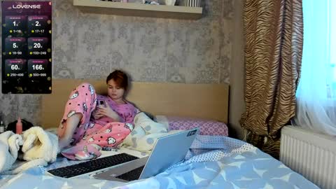 Katty online show from 12/21/24, 10:28