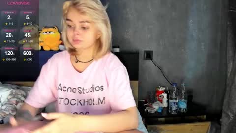 Katty online show from 09/20/25, 03:46