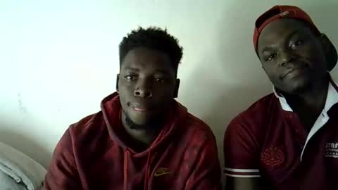 Pureblack  online show from 10/03/25, 06:38