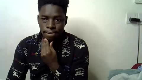 Pureblack  online show from 11/12/25, 11:47