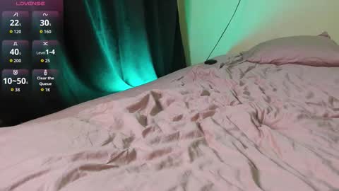 puredesire_ online show from 10/07/25, 05:21