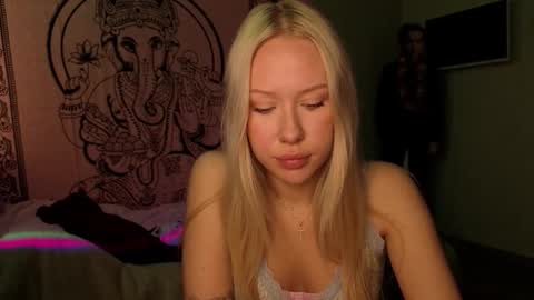 Snapshot of pureeangel chatting on 03/14/26, 11:37 Megan online show from 03/14/26, 11:37