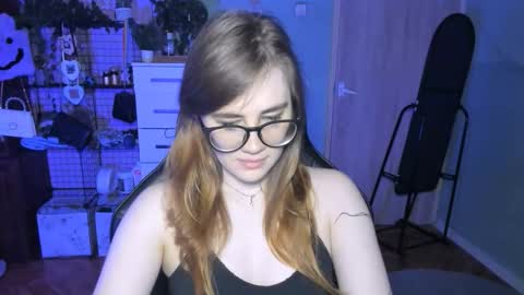 Snapshot of pureheartt chatting on 10/23/25, 08:02 I am Mila online show from 10/23/25, 08:02
