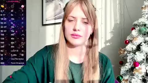 Snapshot of puremiraclealis chatting on 12/27/24, 11:39 Alicia online show from 12/27/24, 11:39