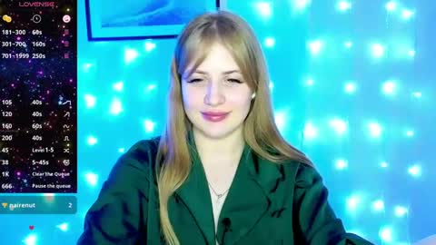 Snapshot of puremiraclealis chatting on 01/20/25, 11:21 Alicia online show from 01/20/25, 11:21