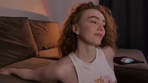 Marie online show from 03/02/25, 08:27