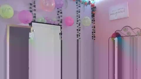 Purple2StayThnxxx online show from 10/11/25, 07:23