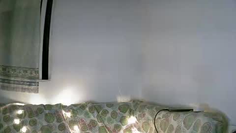 Snapshot of purple_23 chatting on 11/06/25, 07:09 Lizzy online show from 11/06/25, 07:09