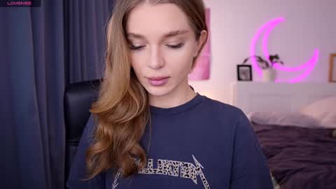 Sasha  wait you here 6 of November. will celebrate my B- day online show from 02/04/25, 04:39