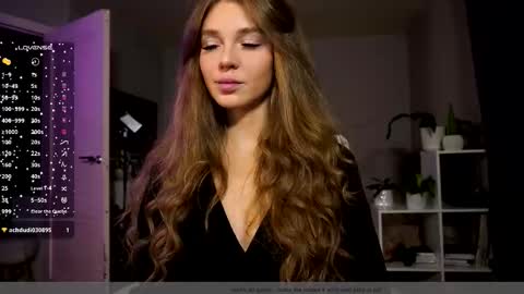 Snapshot of purple_baby chatting on 12/20/25, 02:46 Sasha wait you here 6 of November. will celebrate my B- day online show from 12/20/25, 02:46