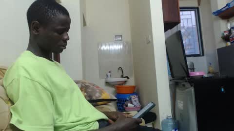 Snapshot of purple_hearts chatting on 10/05/25, 03:10 purple_hearts online show from 10/05/25, 03:10