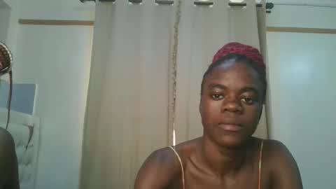 Snapshot of purple_honey1 chatting on 03/27/26, 10:04 purple_honey1 online show from 03/27/26, 10:04