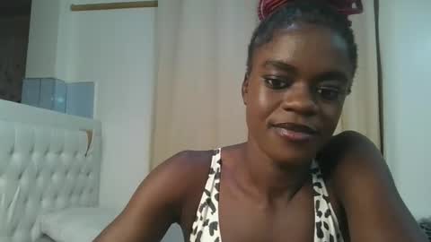 purple_honey1 online show from 04/07/26, 10:42