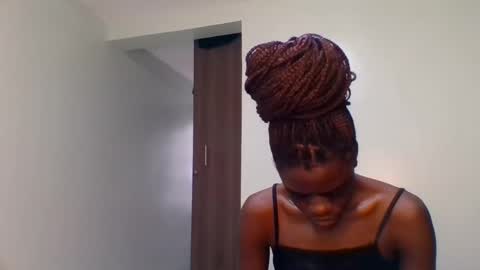 Snapshot of purple_honey1 chatting on 04/30/26, 11:49 purple_honey1 online show from 04/30/26, 11:49