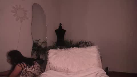 Snapshot of purple_opal chatting on 03/18/26, 10:13 Vero online from Tuesday to Sunday online show from 03/18/26, 10:13