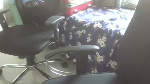 Snapshot of pushpakma123 chatting on 04/27/26, 10:57 Pushpakma123 online show from 04/27/26, 10:57