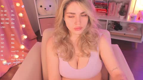 kat follow  online show from 12/22/24, 06:06