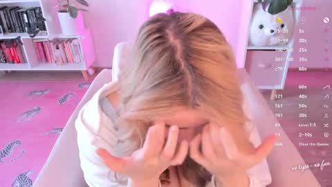 Snapshot of pussy_kattt chatting on 04/08/26, 06:46 kat follow online show from 04/08/26, 06:46