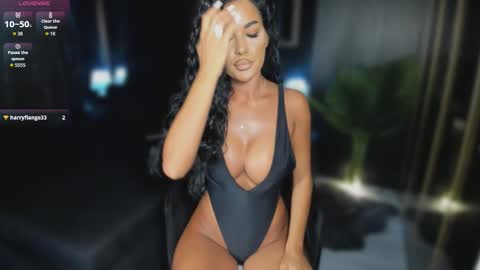 Snapshot of pussydollxx chatting on 09/11/25, 08:42 Andreea online show from 09/11/25, 08:42