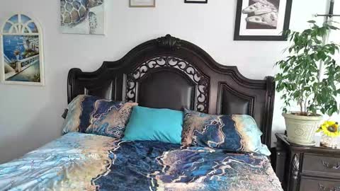 Rachel online show from 02/02/26, 02:49