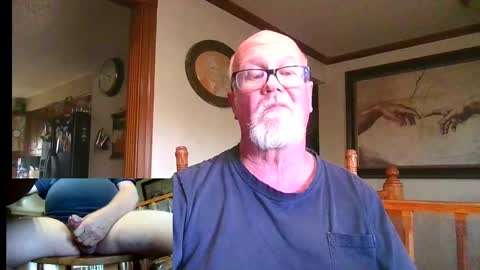 Snapshot of pussylover1365 chatting on 10/10/25, 09:47 pussylover1365 online show from 10/10/25, 09:47