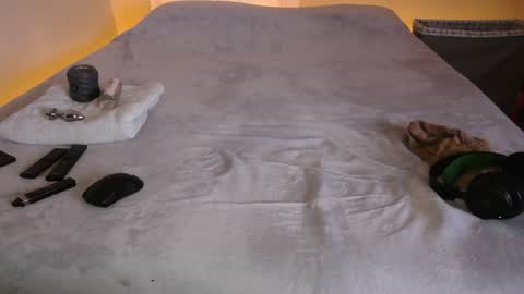 pussylover2182 online show from 12/28/24, 09:52