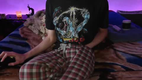 pussylover2182 online show from 02/11/25, 06:08