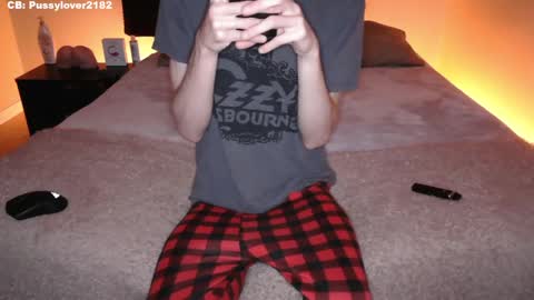 pussylover2182 online show from 10/04/25, 03:15