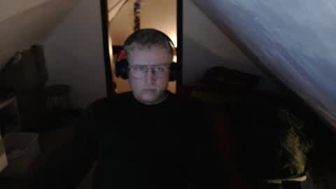 Snapshot of pussylovercb chatting on 04/12/26, 08:03 pussylovercb online show from 04/12/26, 08:03