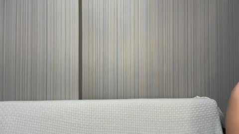 Snapshot of pussymoneywet chatting on 11/06/25, 08:10 Lina online show from 11/06/25, 08:10