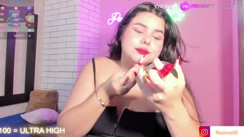 Snapshot of putipaula2 chatting on 12/28/24, 07:11 Pau online show from 12/28/24, 07:11