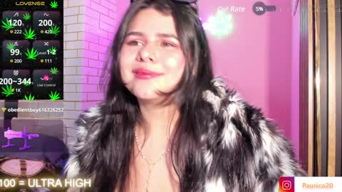 Snapshot of putipaula2 chatting on 01/24/25, 10:19 Pau online show from 01/24/25, 10:19