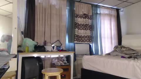 Snapshot of putiputi4u chatting on 01/04/25, 05:16 putiputi4u online show from 01/04/25, 05:16