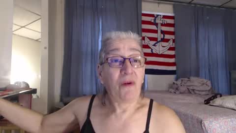 Snapshot of putiputi4u chatting on 01/10/26, 02:52 putiputi4u online show from 01/10/26, 02:52