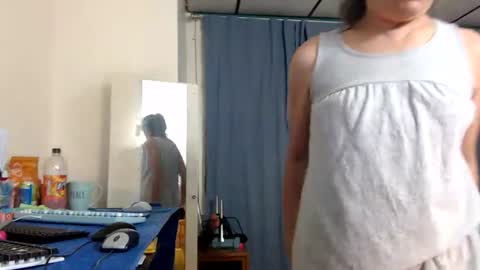 putiputi4u online show from 07/04/26, 04:40