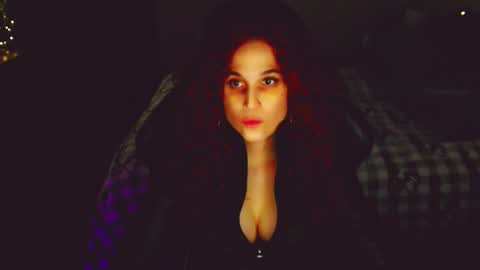 Snapshot of pvckitty chatting on 12/18/25, 08:53 Kitty online show from 12/18/25, 08:53