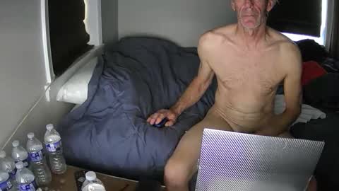 Snapshot of pvj1 chatting on 11/11/25, 01:33 pvj1 online show from 11/11/25, 01:33