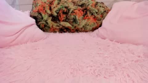 Sophy online show from 12/16/24, 07:10