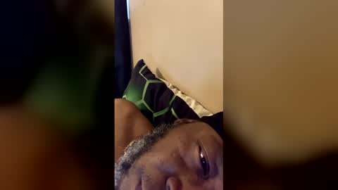 Snapshot of pyrex8 chatting on 04/23/26, 05:04 pyrex8 online show from 04/23/26, 05:04