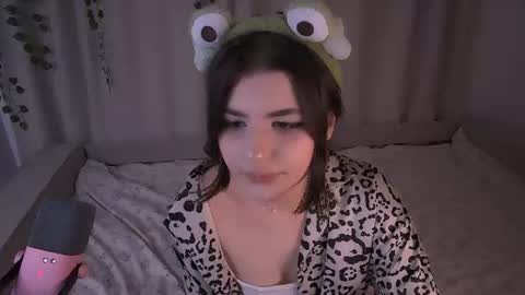 Ava online show from 07/12/26, 08:11