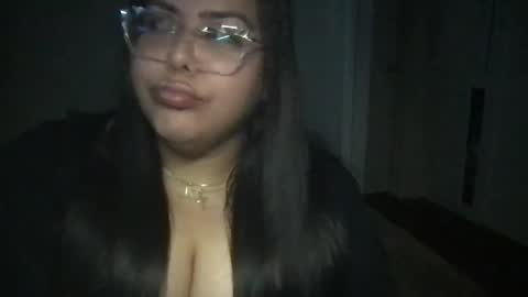 Prettypink Tinyhole online show from 12/14/24, 07:51