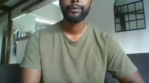 Snapshot of python974 chatting on 12/30/24, 10:10 Python online show from 12/30/24, 10:10